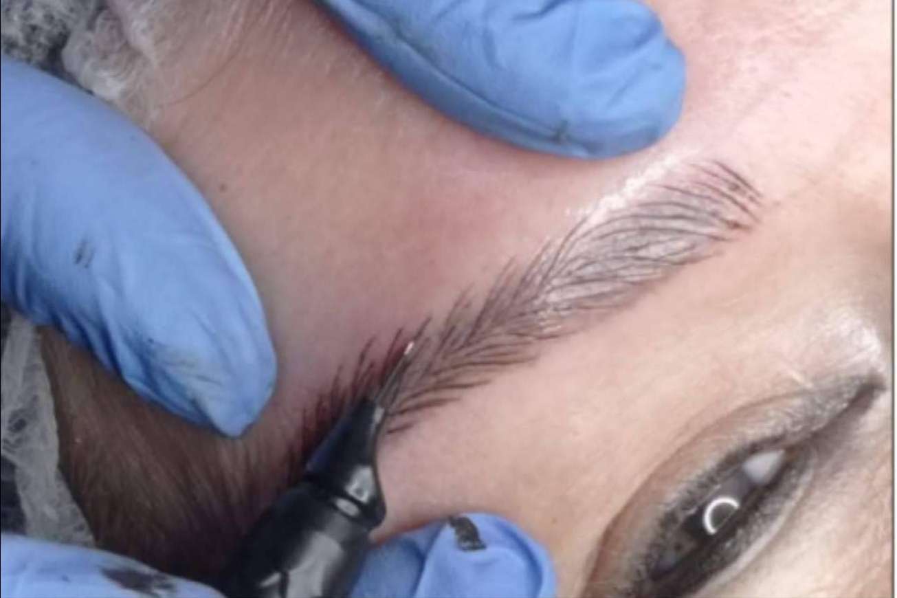 Cursos de microblading y micropigmentación en VG Virginia Gómez