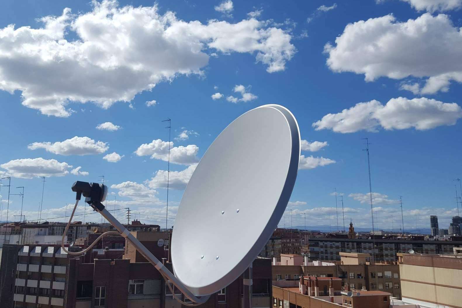 ¿Cómo encontrar un antenista profesional? Antenistas Madrid