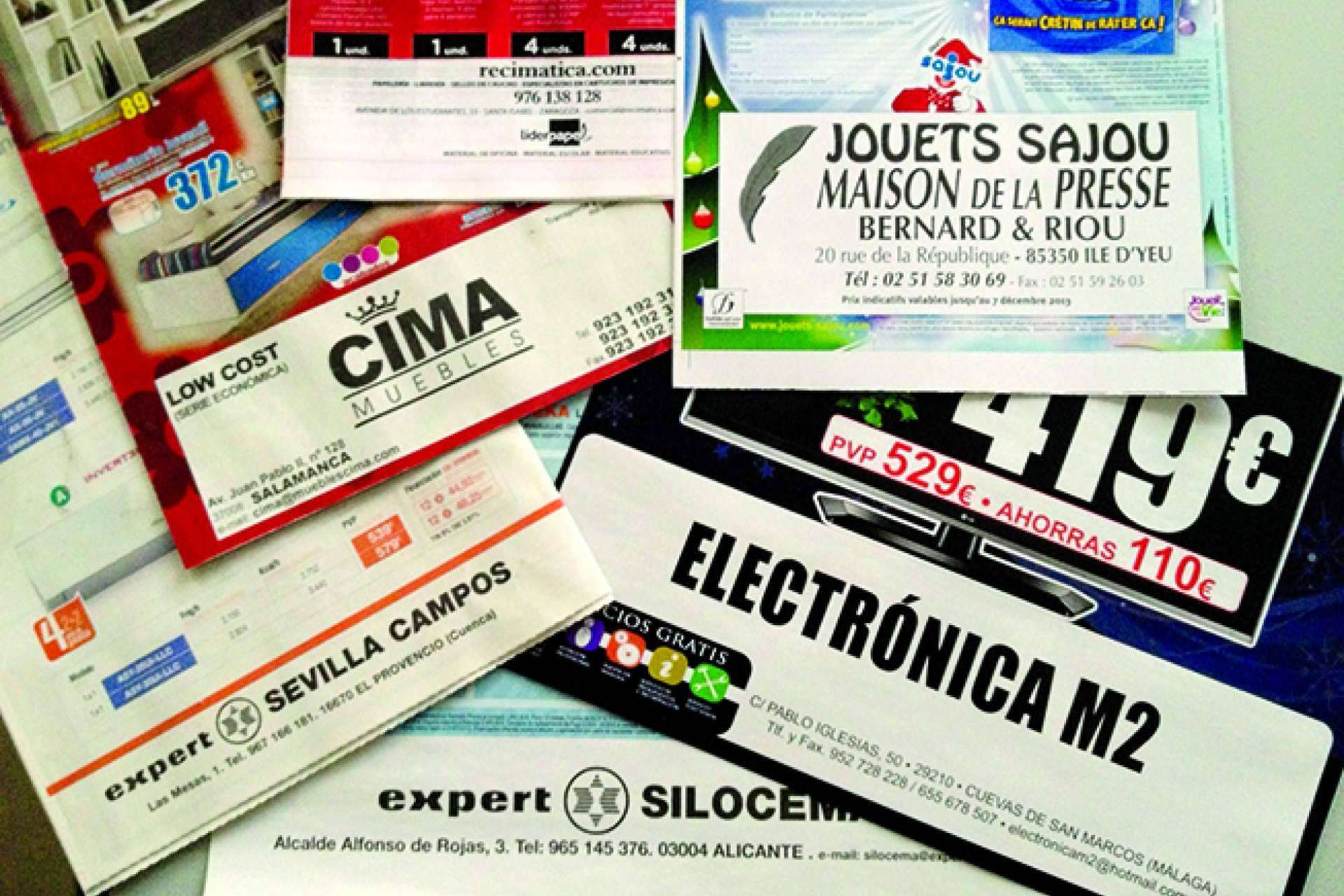 Folletos personalizados, con la maquinaria de alta tecnología de Gráficas Feli