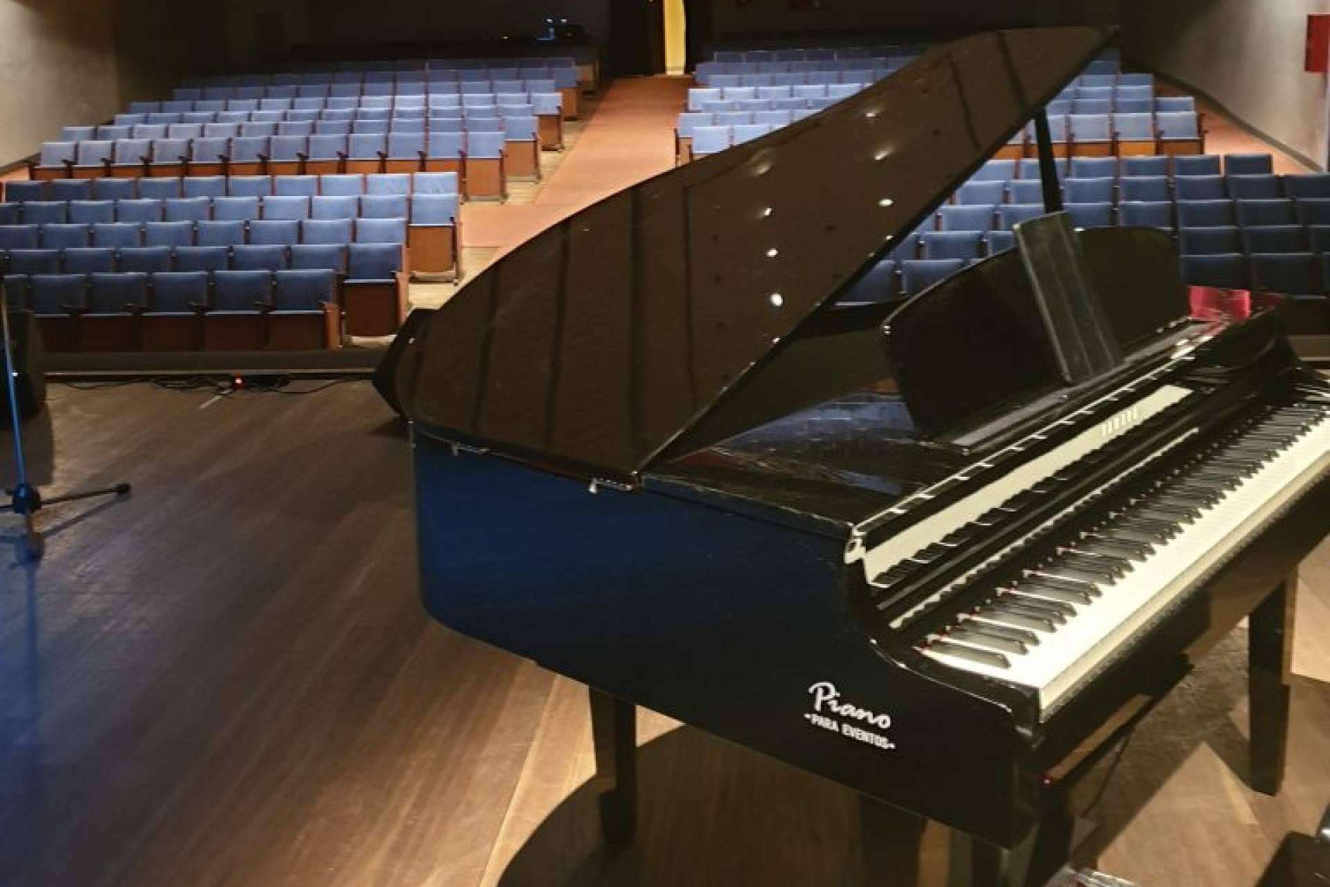 Piano Para Eventos, el servicio de alquiler