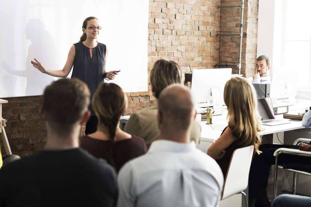 Optimizar y adaptar las tareas de un trabajo mediante el upskilling y el reskilling