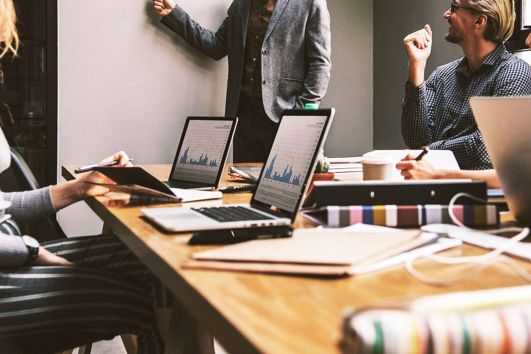 CustomerTop explica cómo mejorar la productividad del equipo comercial