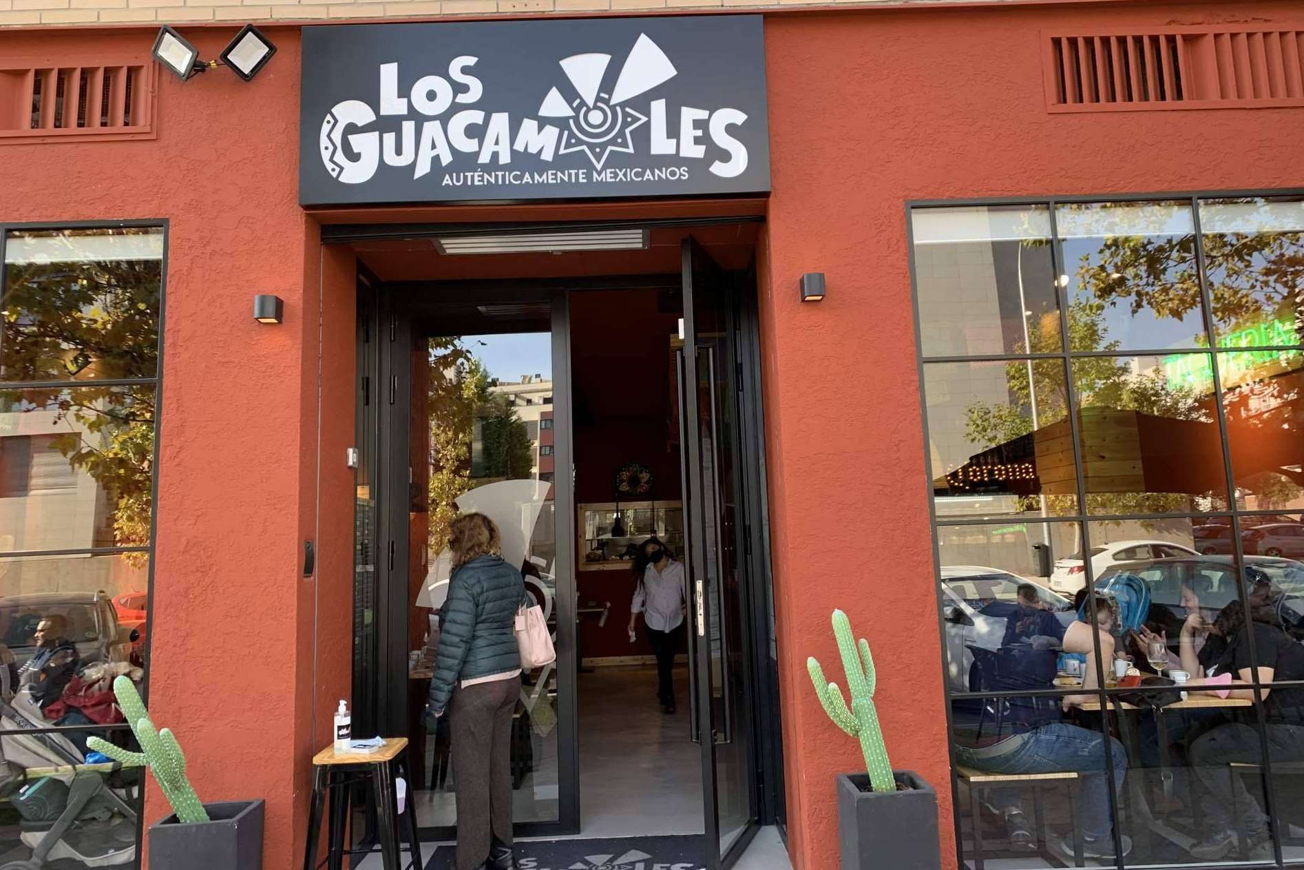 Empezar un negocio de comida mexicana muy estable con Los Guacamoles