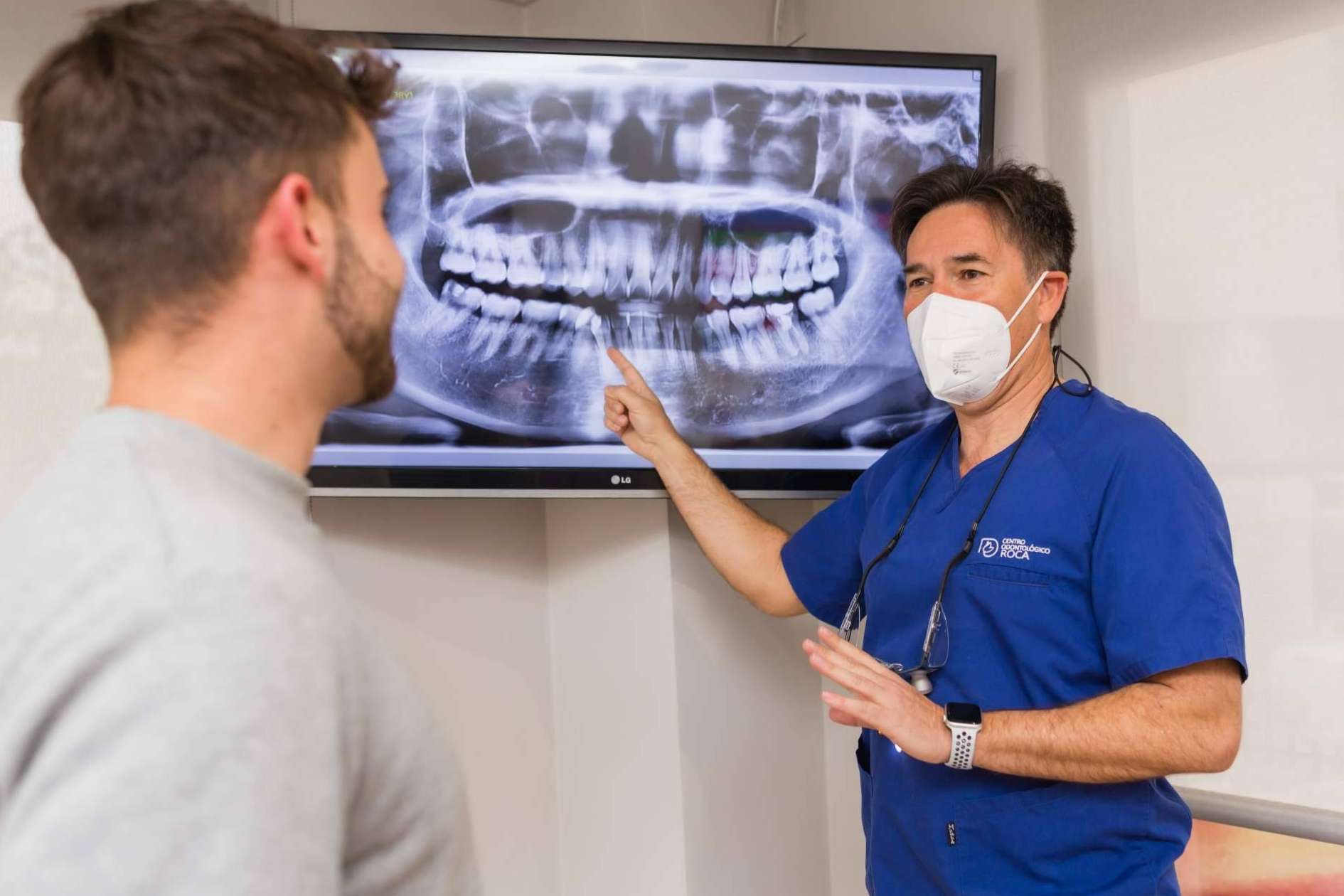 El objetivo de Dental Roca, devolver el brillo a la sonrisa
