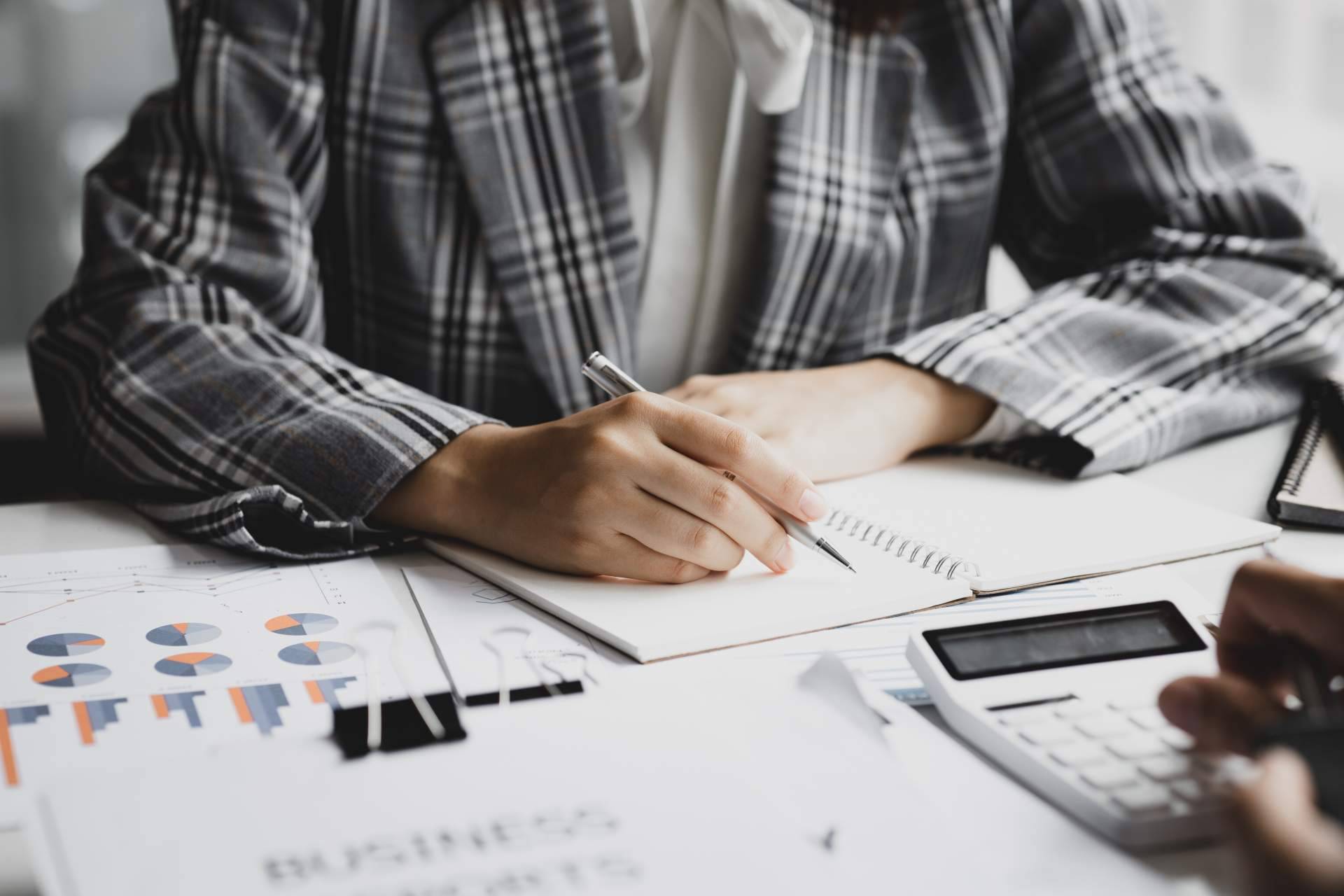 Previsiones del mercado laboral en 2030, ofertas de empleo para los titulados en ciclos formativos, por Escuela Pàlcam