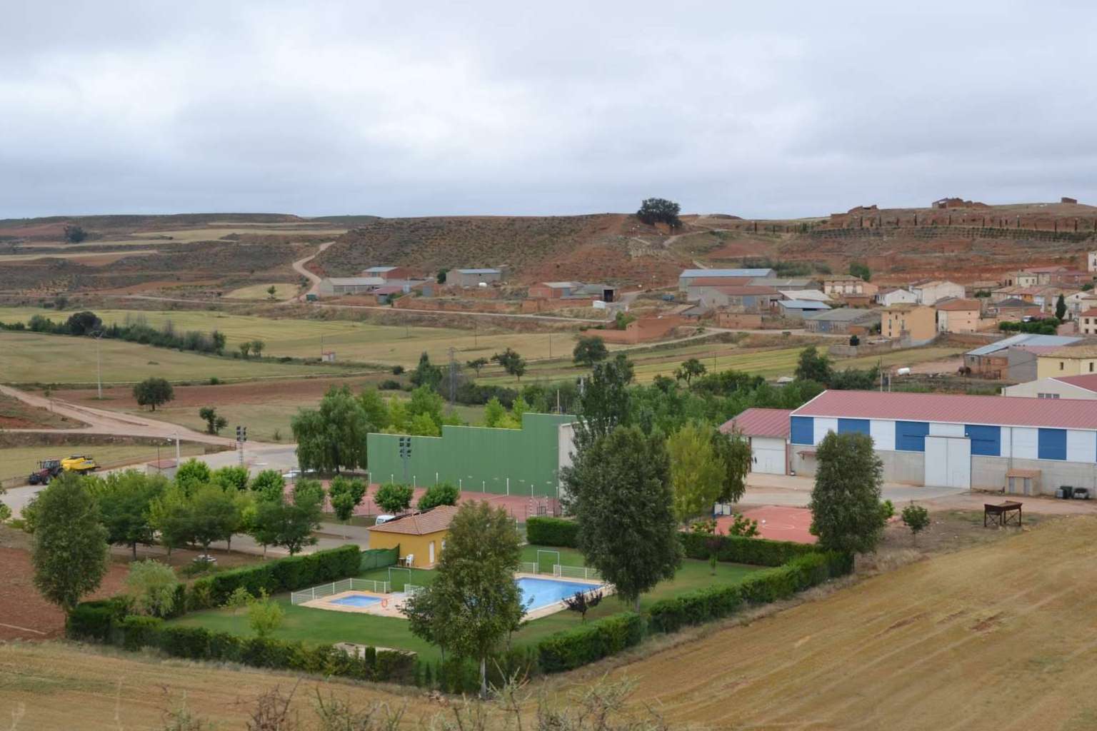 Disfrutar de un pueblo tranquilo con numerosos lugares naturales y culturales de gran interés con los alojamientos de Torrehermosa Rural