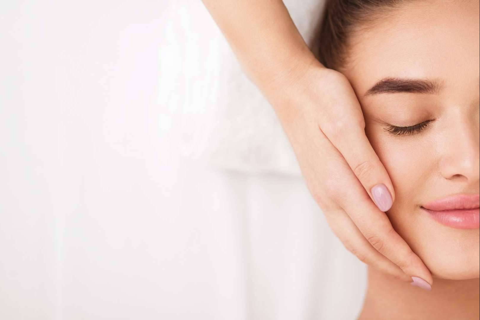 Crina Rus Beauty Center y su tratamiento de hidrodermoabrasión facial