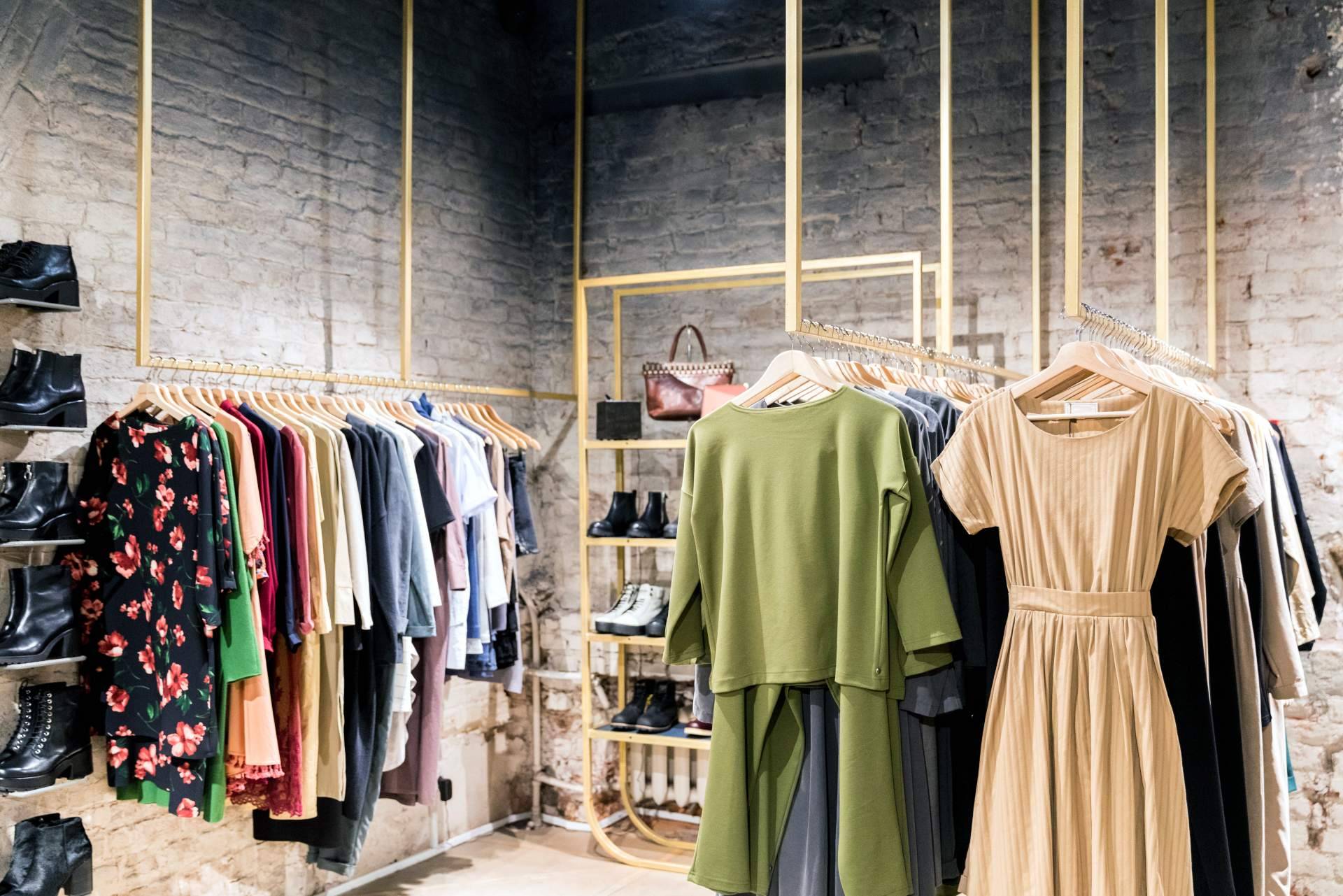 Outlet14, uno de los mayores mayoristas de ropa outlet de Europa
