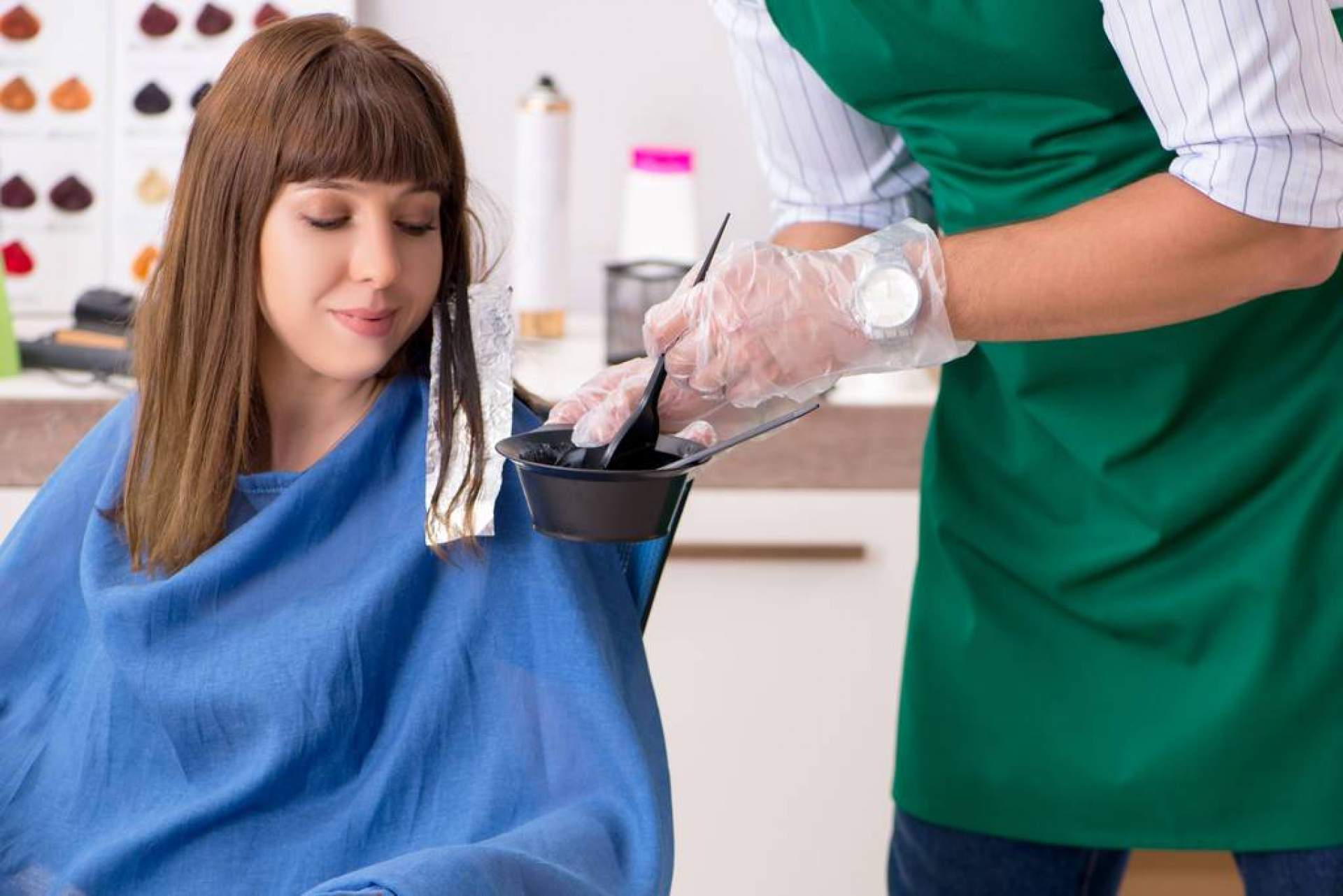 Cómo teñir el cabello en casa en tan solo 10 minutos