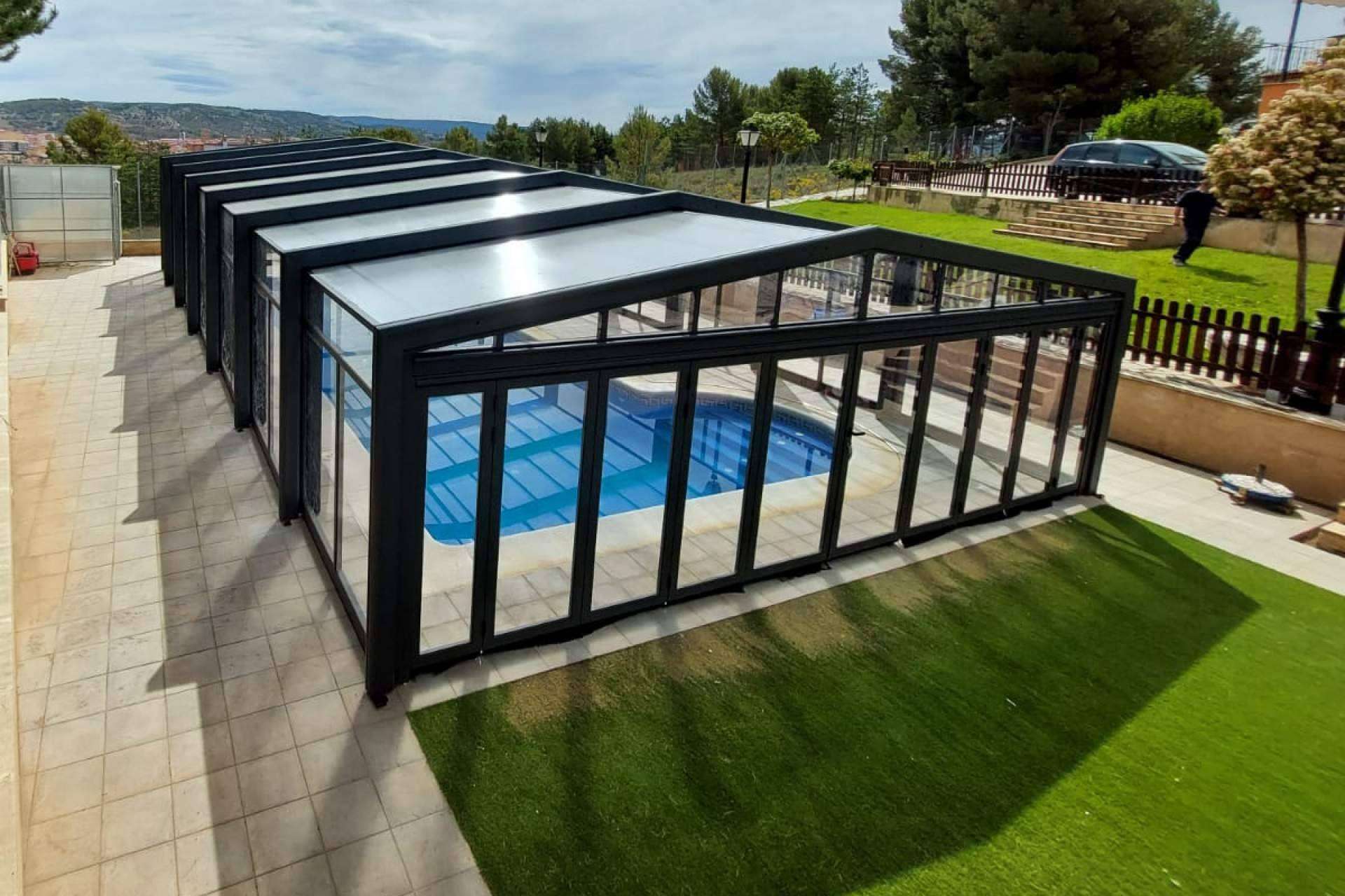 COVERTTO aporta soluciones a medida para la cubierta en piscinas