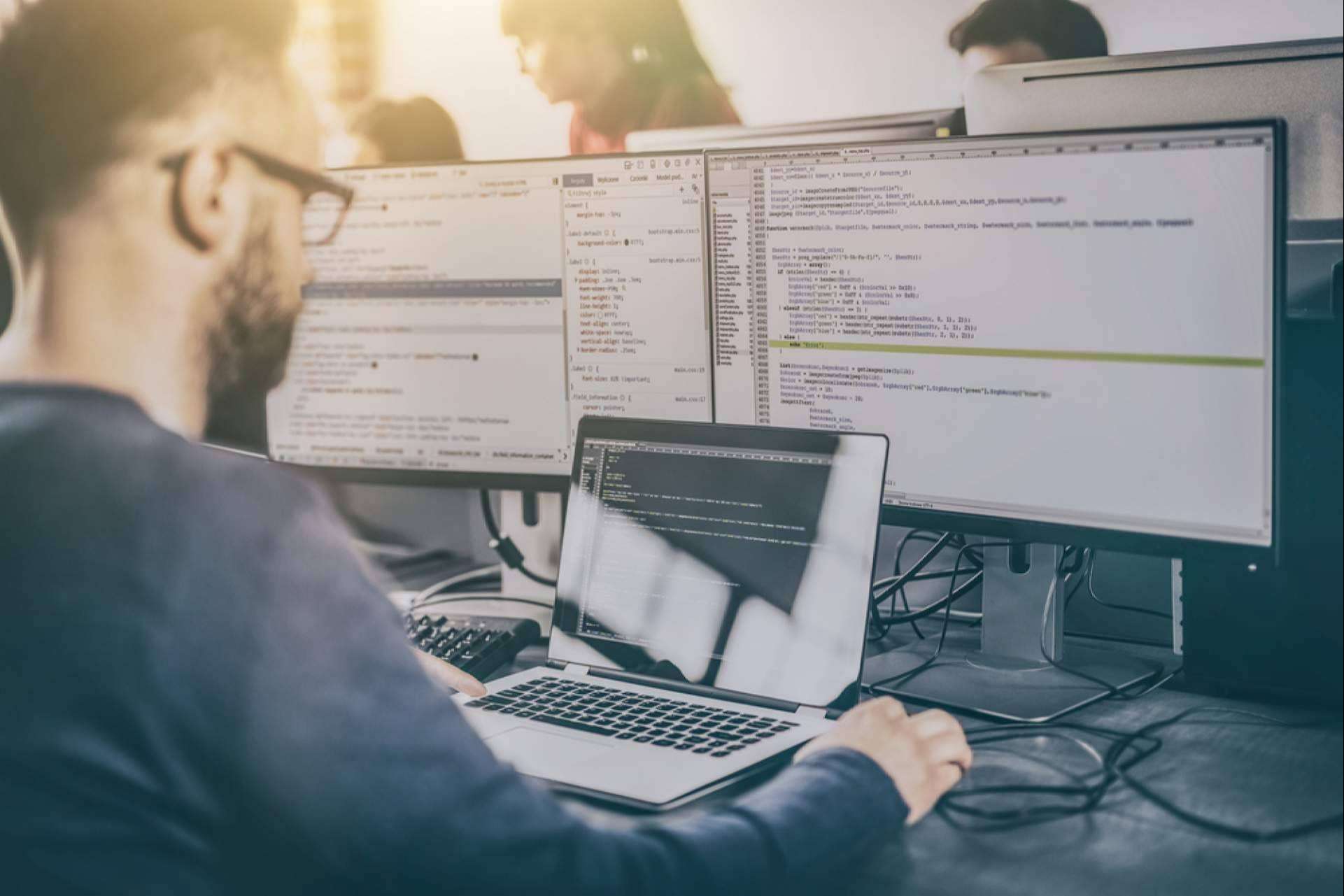 Kofumedia destaca la importancia del mantenimiento web para las grandes empresas