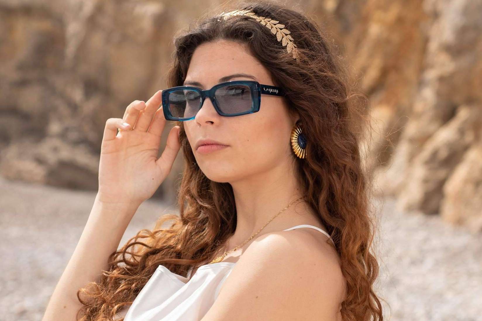 Valtiba presenta sus colecciones de gafas de sol hechas con mucho cariño