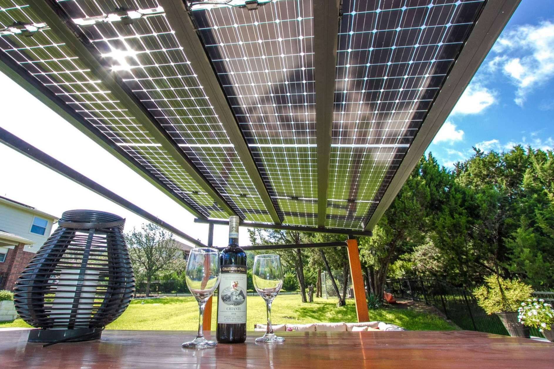 Por qué instalar una pérgola solar en el hogar es una de las mejores alternativas