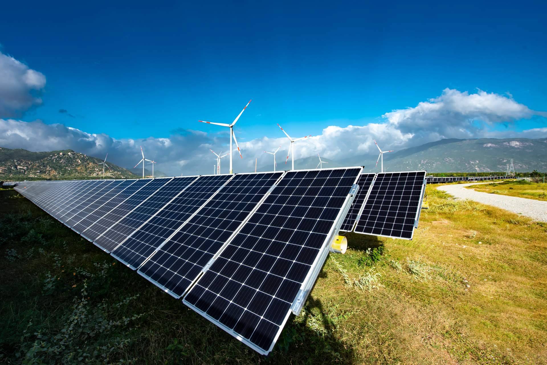 Independencia energética con las placas fotovoltaicas de autoconsumo del Grupo Alisios