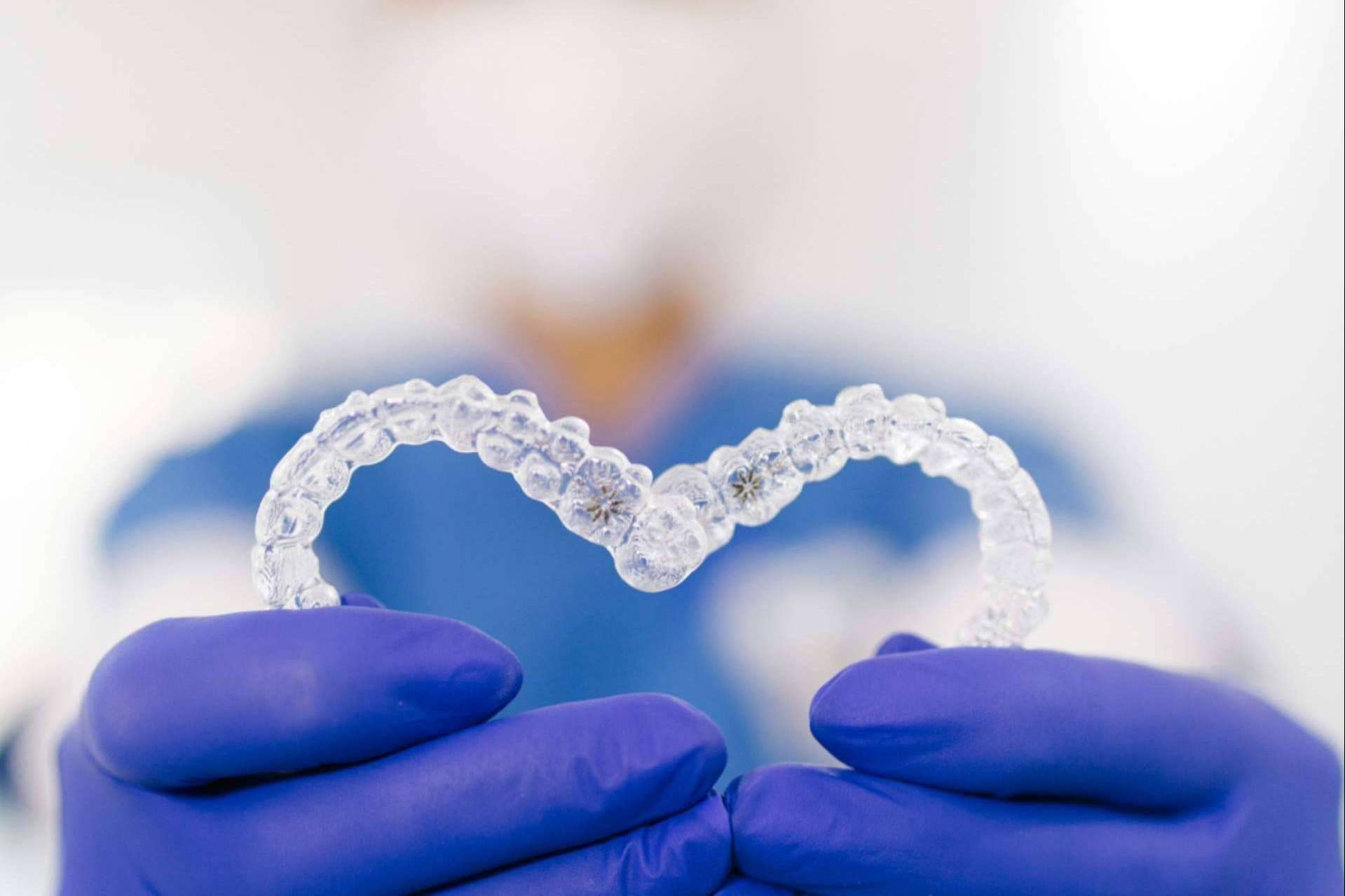 La alternativa perfecta a los brackets, la ortodoncia invisible Invisalign