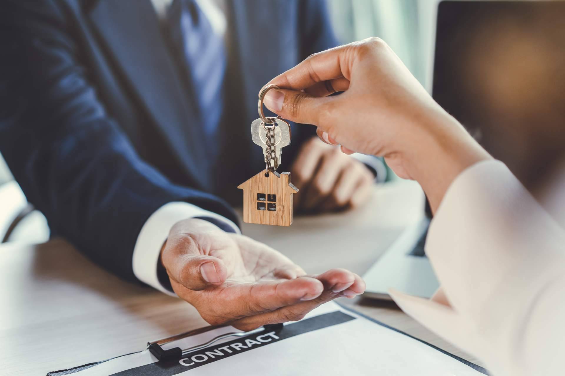 Ayudar a empresas que tienen activos y que quieren deshacerse de ellos a vender una vivienda, con Te Compro La Casa