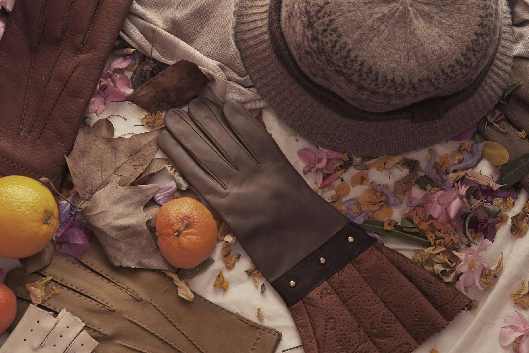 Los guantes de piel de Santacana, elegancia en cualquier look