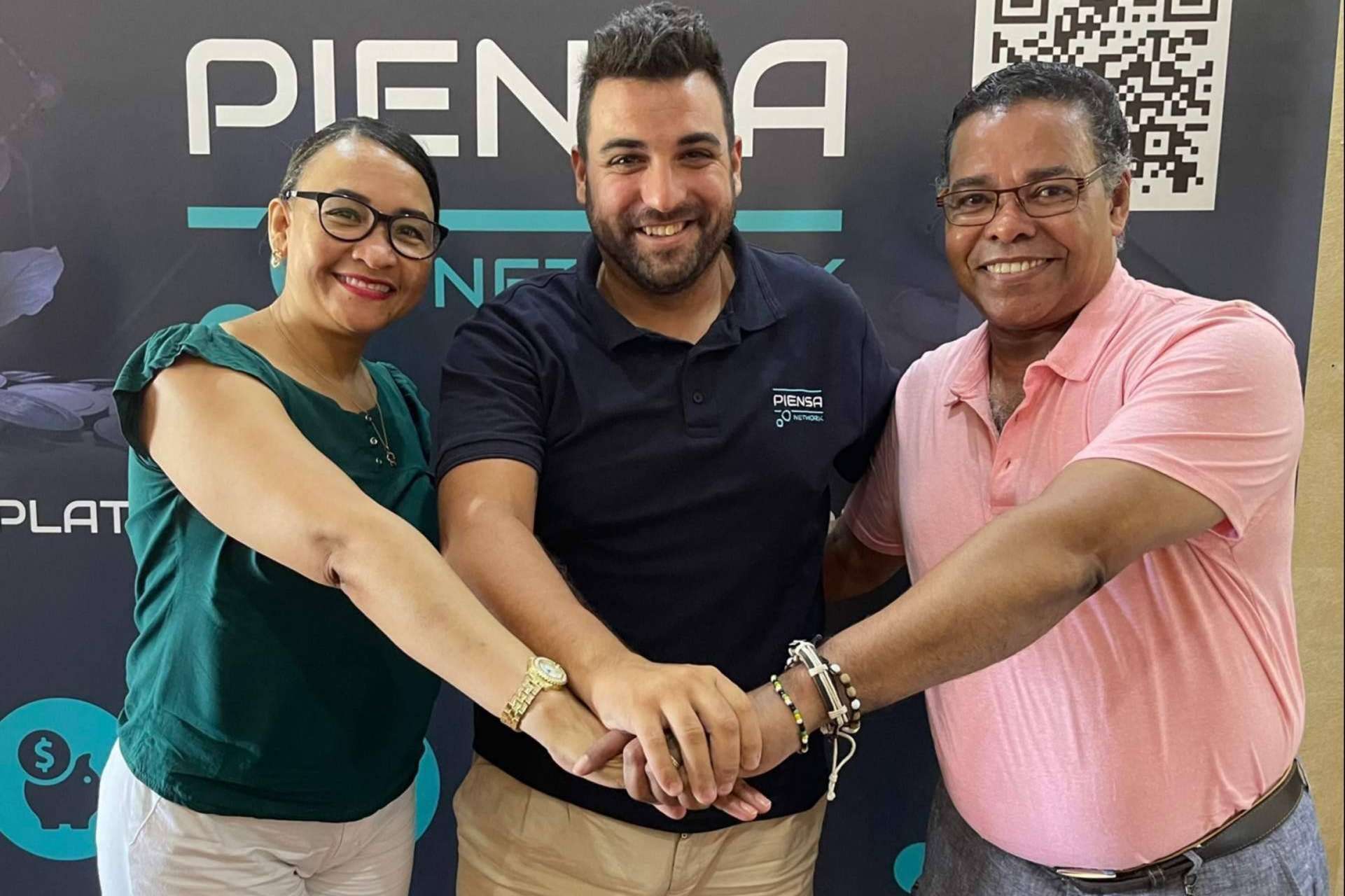 Servicios de consultoría de ahorro y franquicia solidaria, por Piensa Network