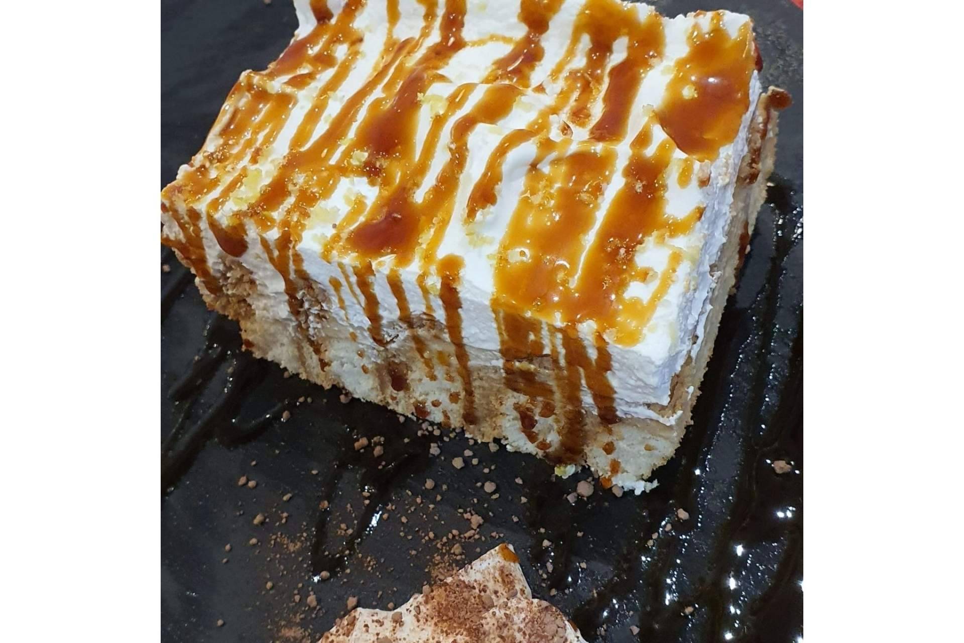 Degustar comida casera y tradicional en el restaurante de El Cabañal, La Taberna Casera
