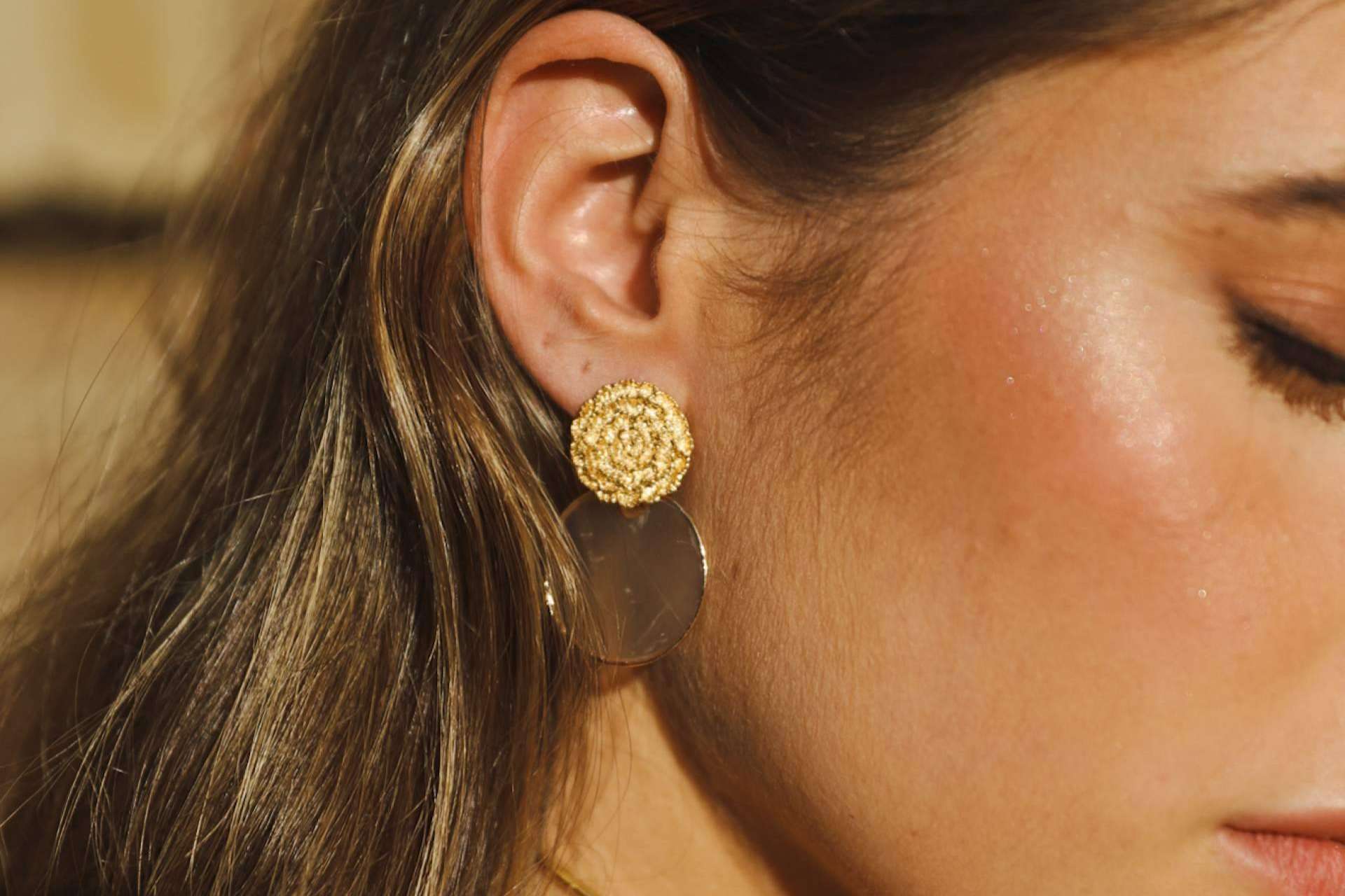 El complemento ideal para marcar la diferencia en cualquier look de boda, los pendientes