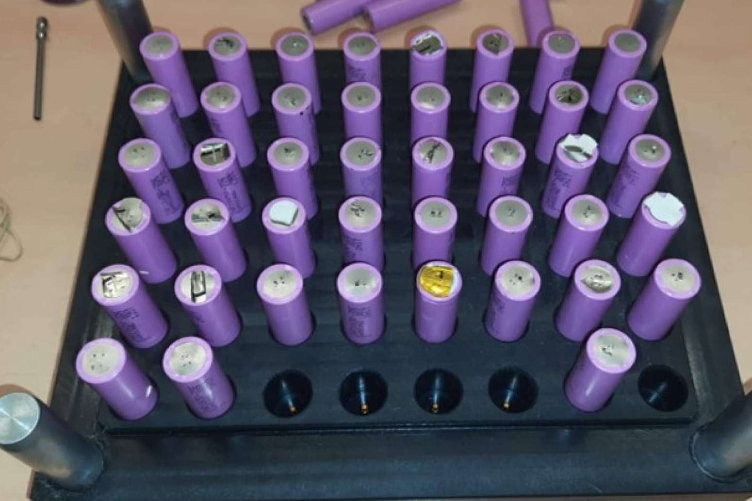 ECO-PILOT, una solución para abaratar la factura de la luz y favorecer la transición energética gracias a las baterías de litio de segunda vida