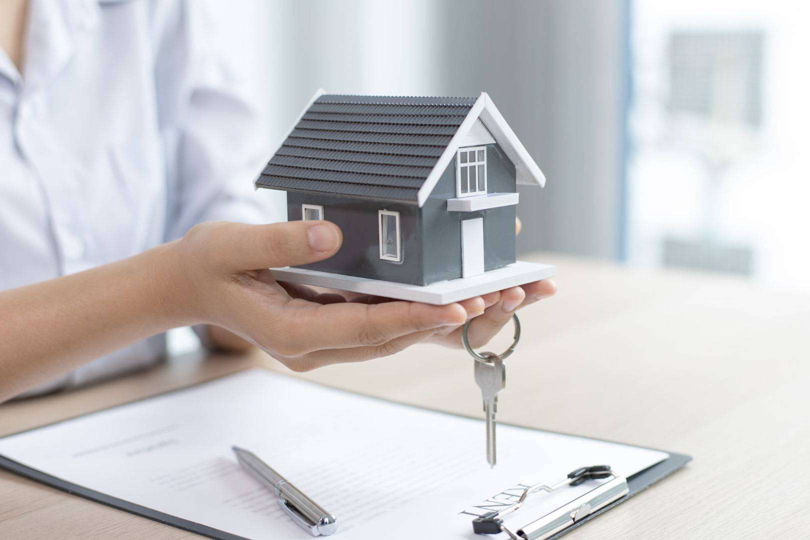 Conseguir ingresos pasivos con la inversión en bienes inmuebles de la mano de inversores inmobiliarios expertos