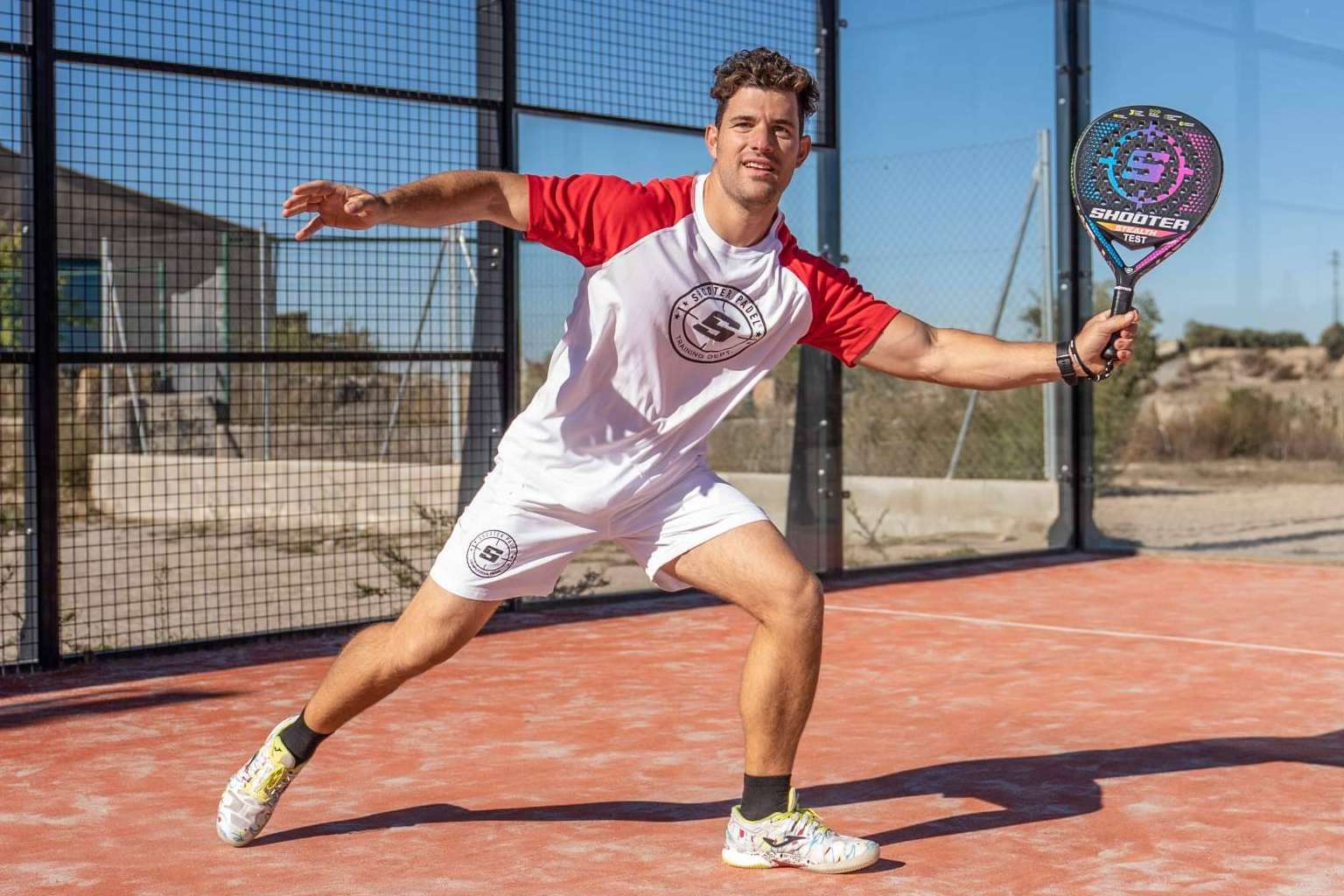 SHOOTER PADEL, marca de palas de pádel profesionales con elementos muy diferenciales