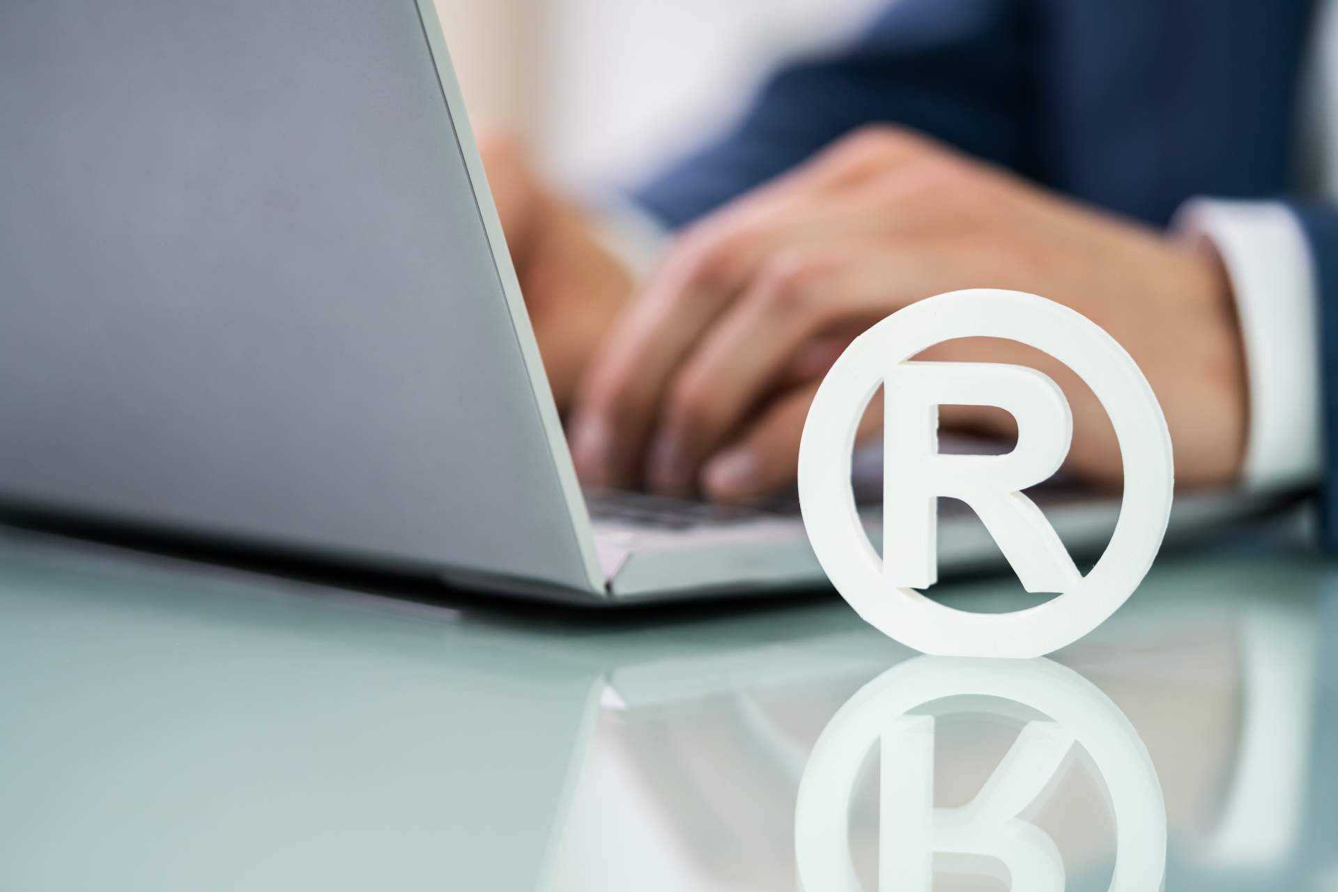 Recomendaciones para elegir y registrar un nombre de marca para un producto nuevo, con iMarcas
