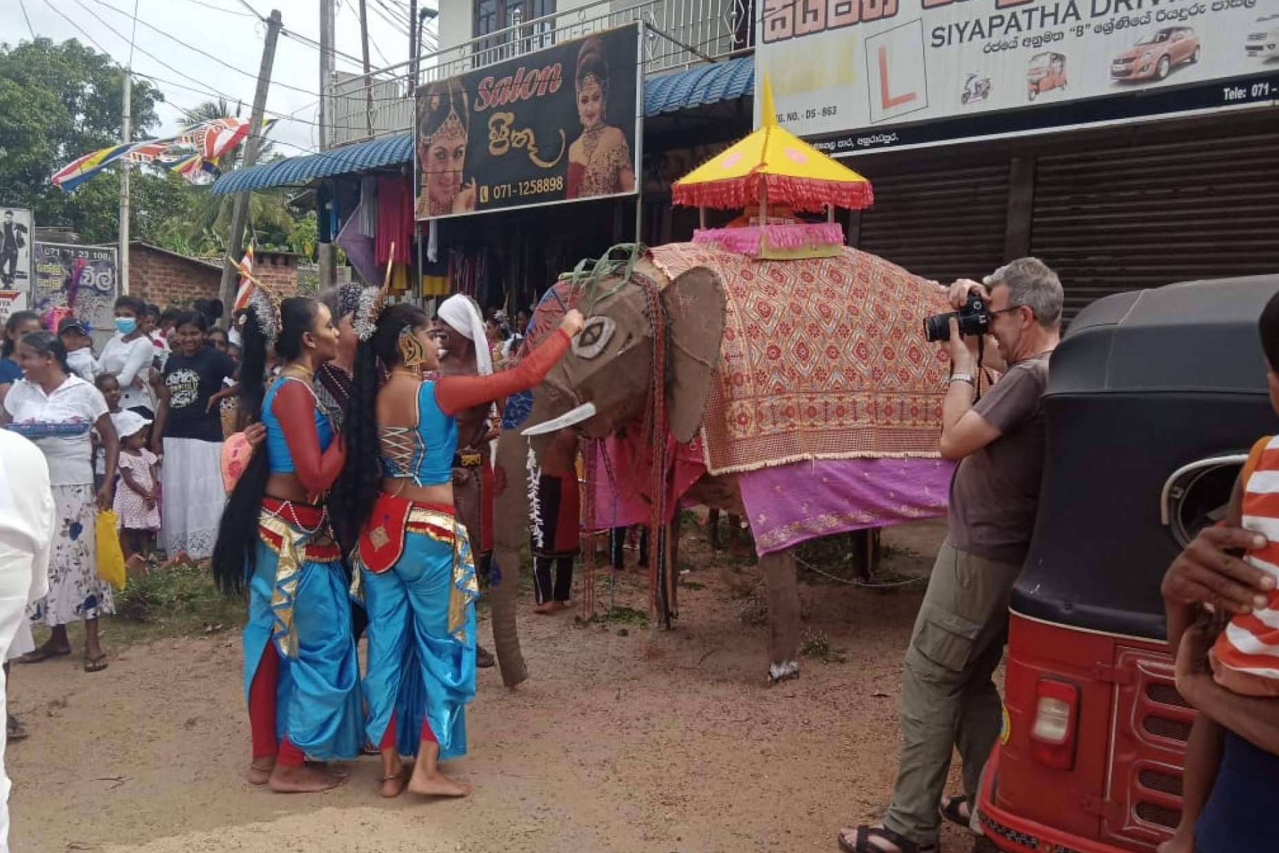 La agencia de viajes local en Sri Lanka que organiza viajes a medida para los turistas que desean visitar la isla, Sri Lanka Viajes Edén