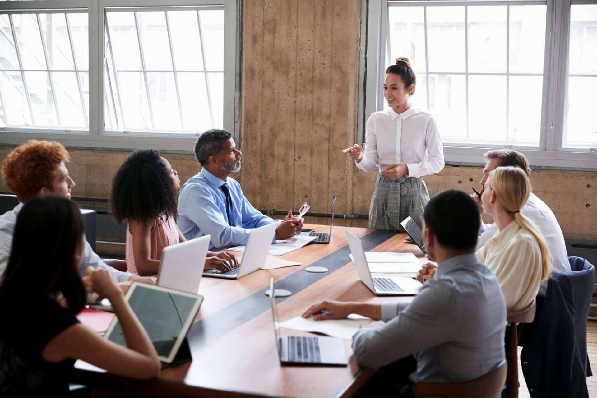 ¿Qué figura tiene el interim management en las empresas?