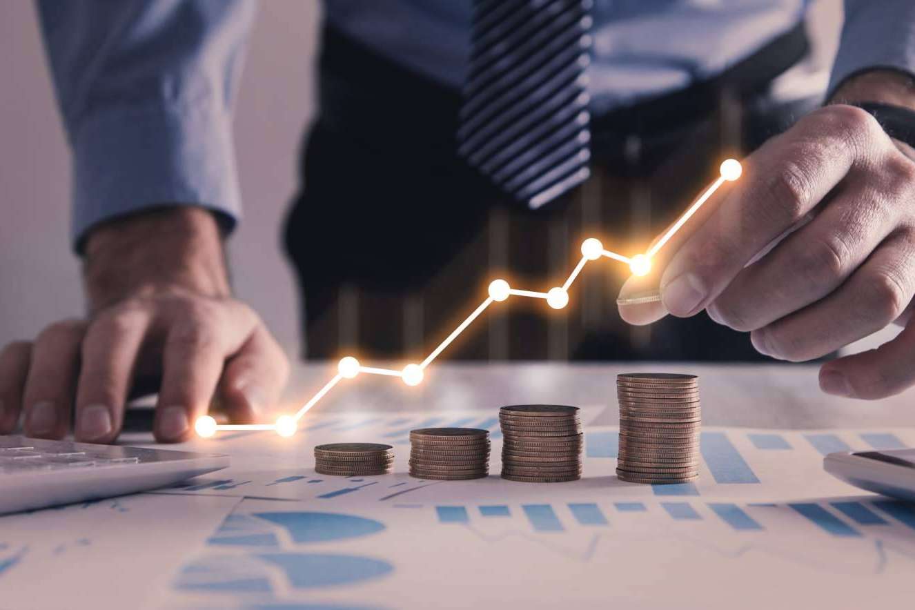 ¿Cuáles son los beneficios de invertir en un fondo de inversión regulado?, por Shark Inversiones