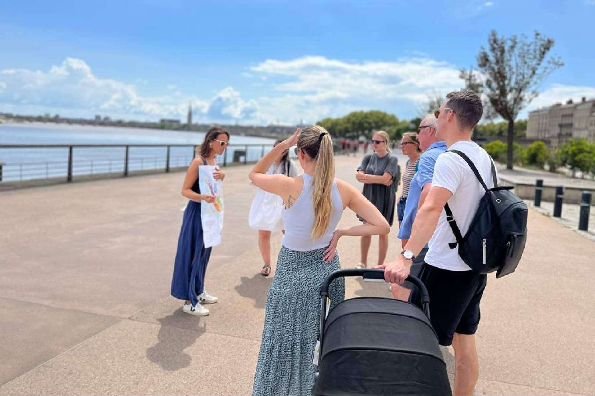 Free Walking Tours Bordeaux ofrece tours para ver Burdeos en otoño