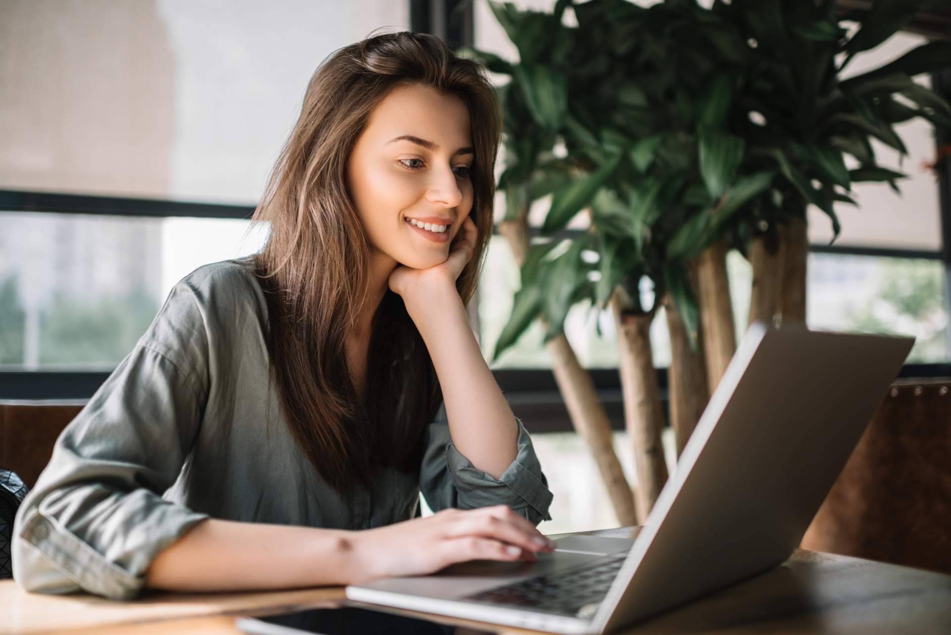 El copywriting es esencial para vender más a través de un embudo de venta, según Ana Raquel Torres