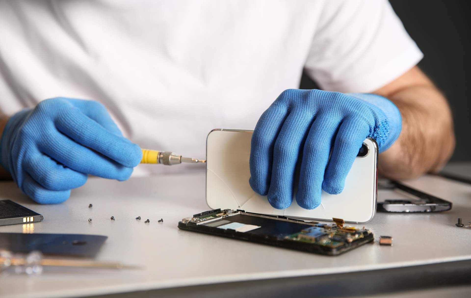 ¿Se compran más móviles nuevos o se reparan?, con Doctor Móviles