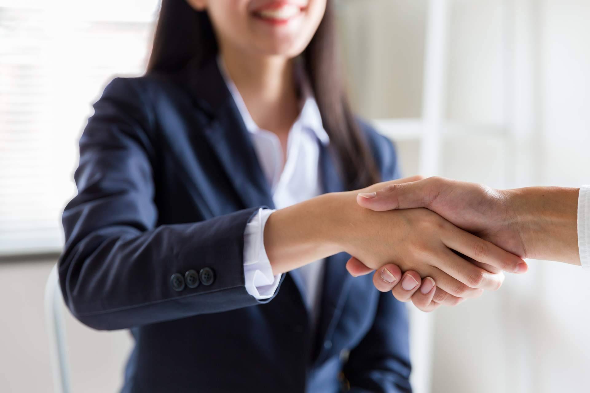 Las empresas pueden incorporar programas de salud laboral y bienestar integral con WellWo