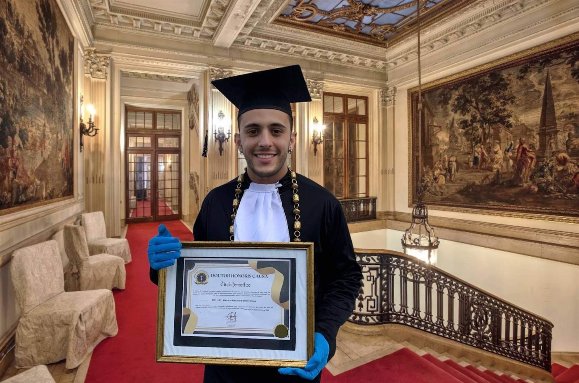 El título de Dr. Honoris Causas ha sido otorgado a Mauricio Severo