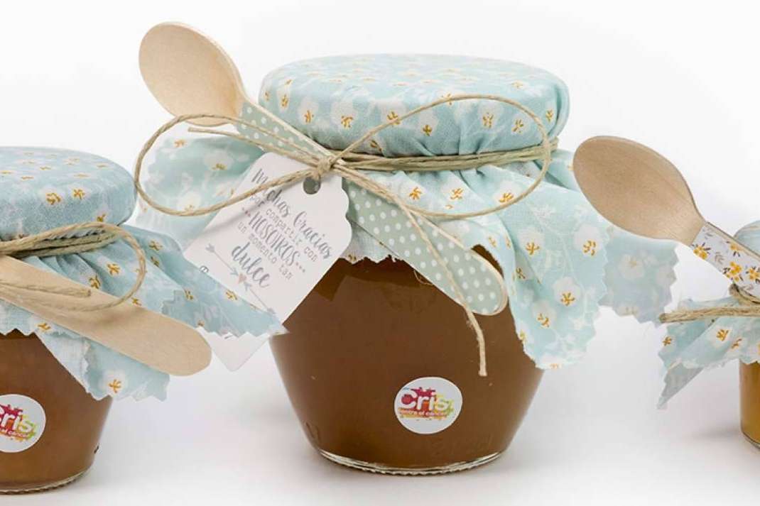 Obsequiar las propiedades de la miel natural española Deliciosso