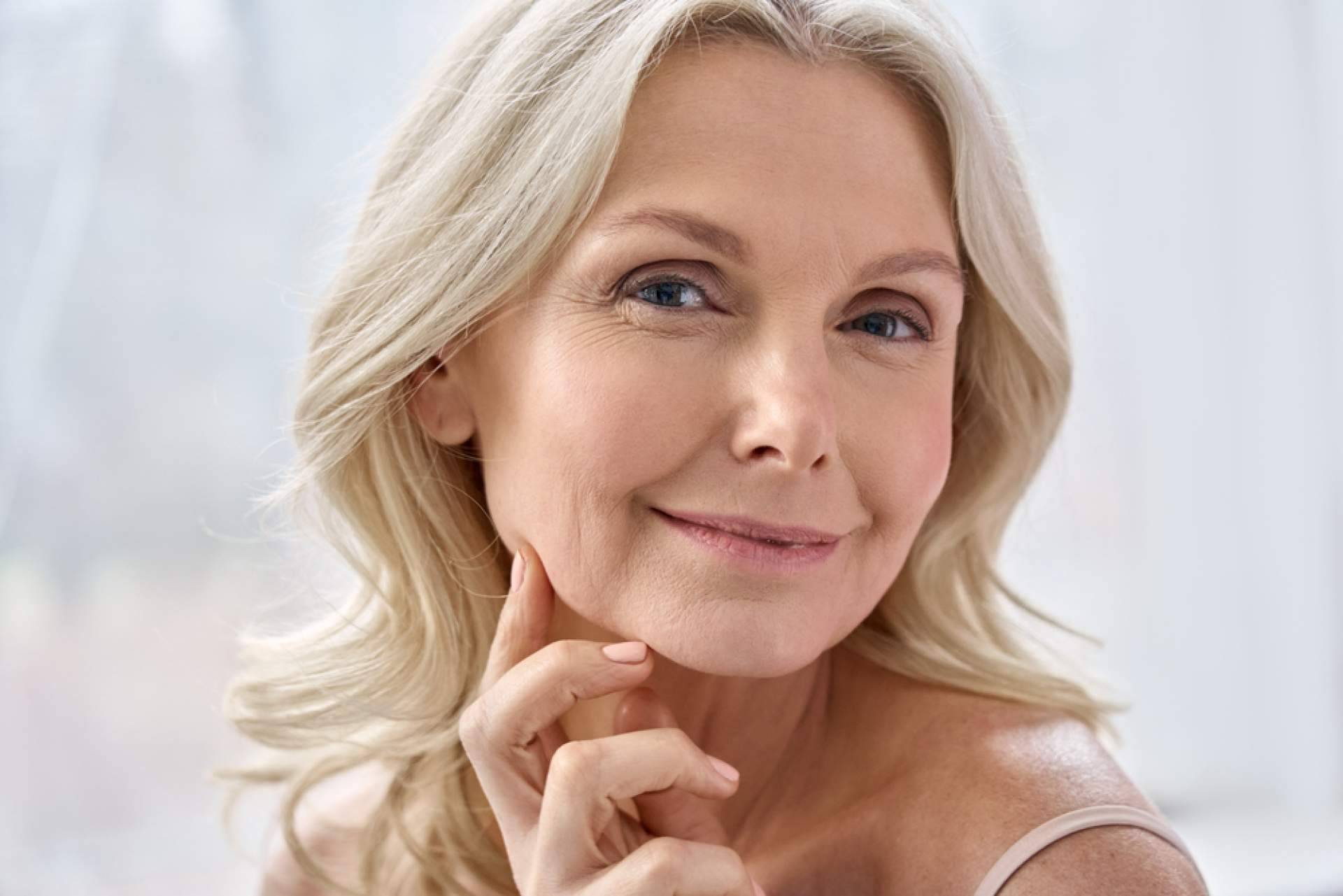Symmed facial, tratamiento antiaging sin pinchazos ni cirugías, con 360Clinics