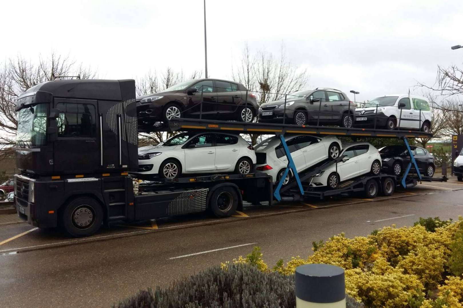 Alicotrans hace más fácil el acceso a la propiedad de cabezas tractoras y semirremolques a sus socios