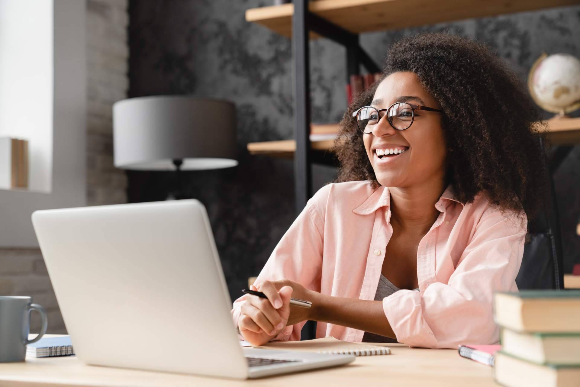 Servicios Profesionales Online, una aplicación sin límites que ofrece desde clases de matemáticas hasta de guitarra