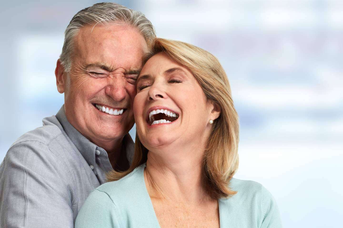 Carlos Saiz Smile pone a disposición diversos tratamientos de estética dental