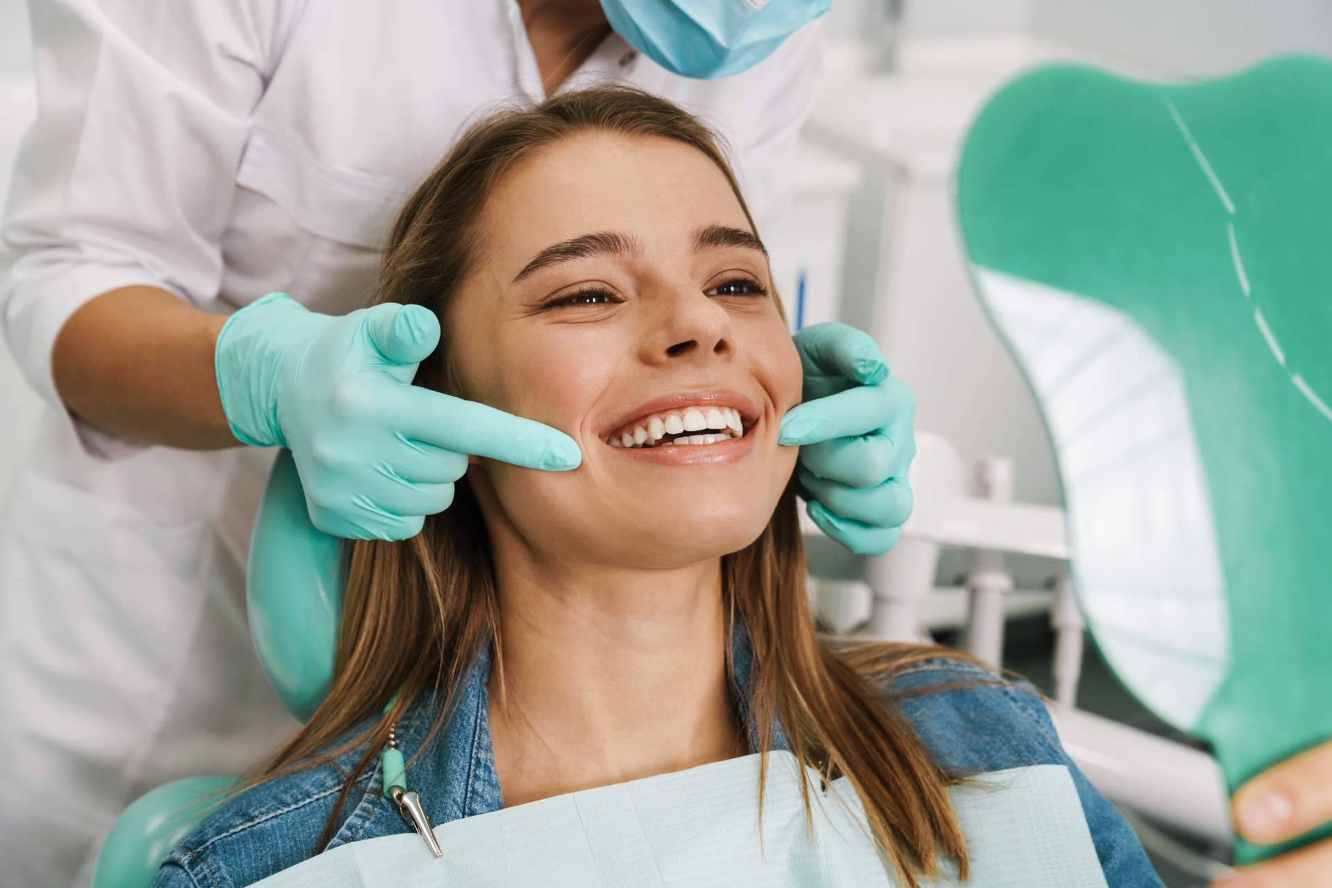 Todo tipo de tratamiento para la estética dental con los profesionales de ResidentLive