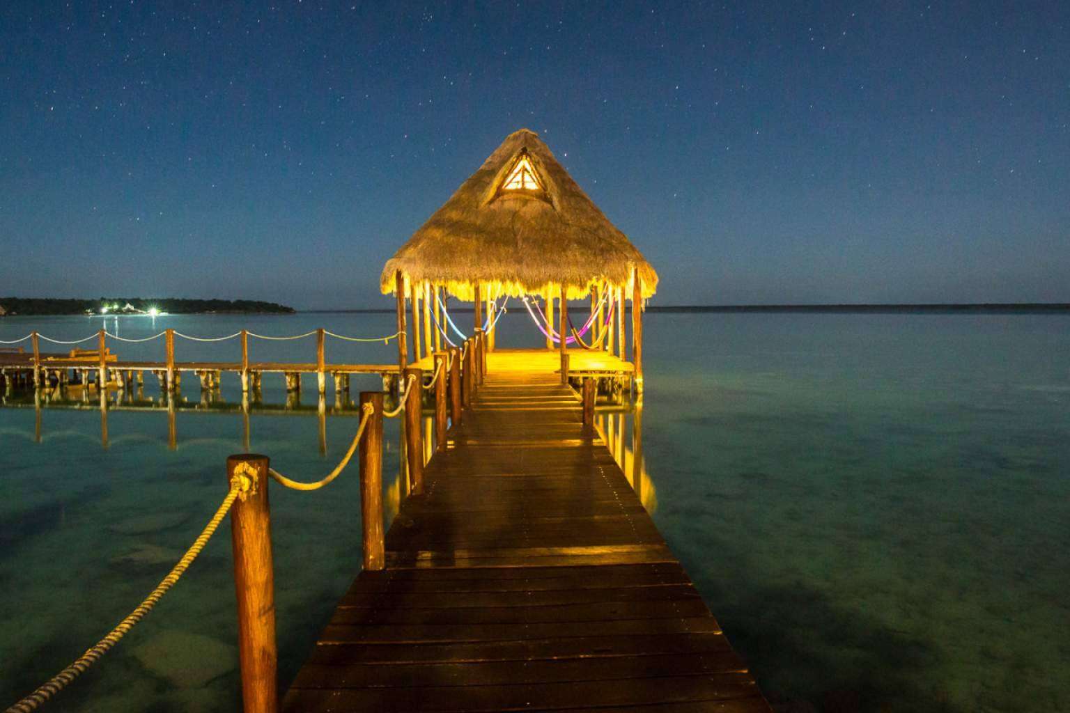 El viaje alternativo a Laguna Bacalar y Costa Maya que propone Tierras Mayas