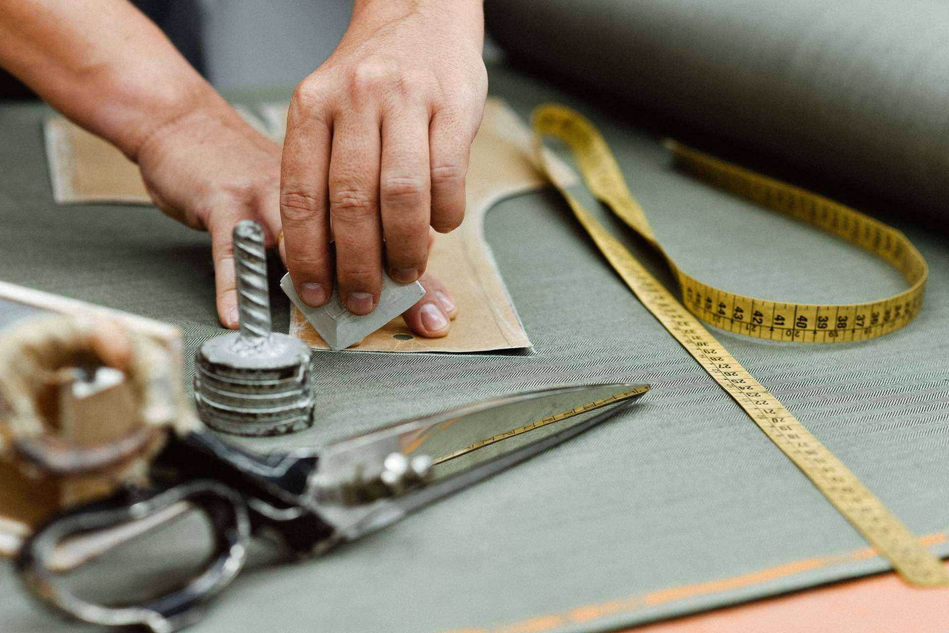 Tomar Artesanía, referentes en la elaboración de trajes camperos artesanales