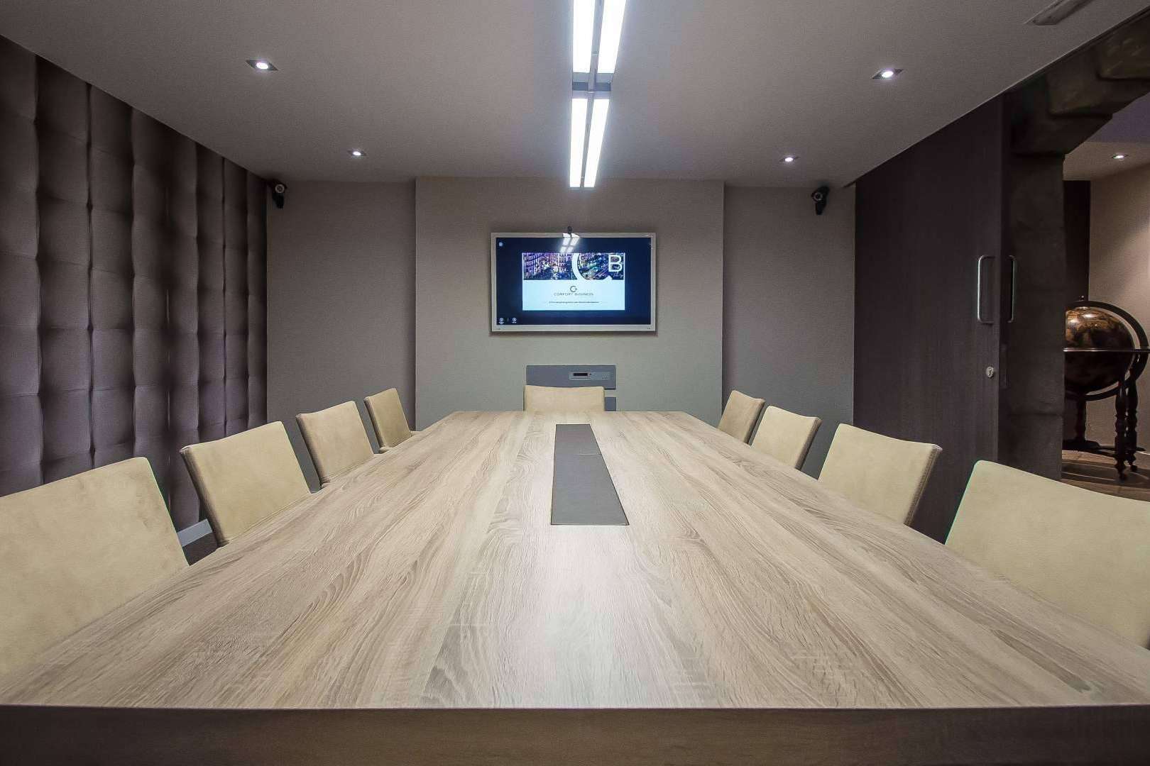 Comfort Business, por alquilar durante 6 meses una de sus oficinas modernas y funcionales, ofrece un mes gratuito