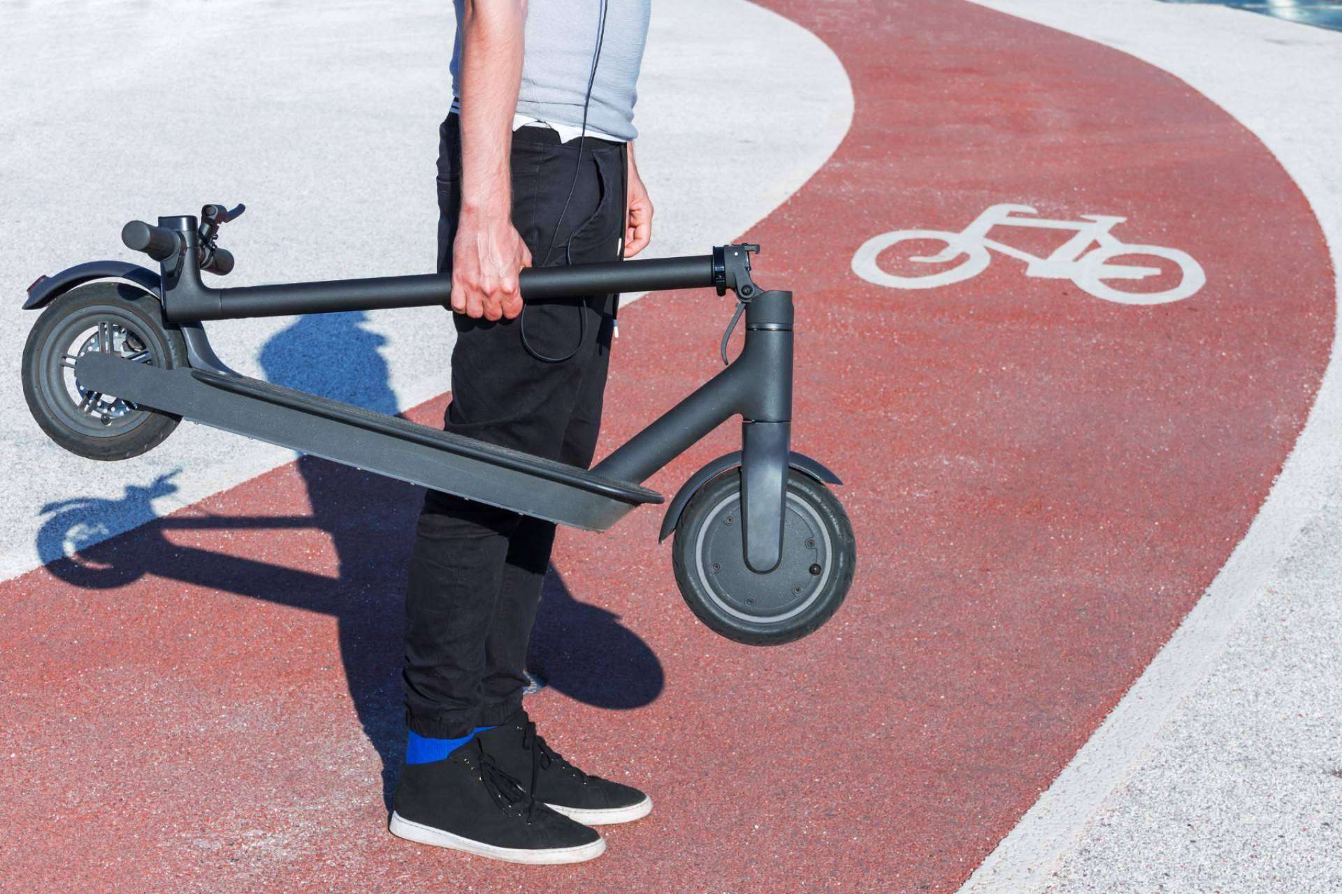 HTO Urban Mobility, tienda de patinetes eléctricos en Madrid donde se puede comprar o reparar vehículos eléctricos