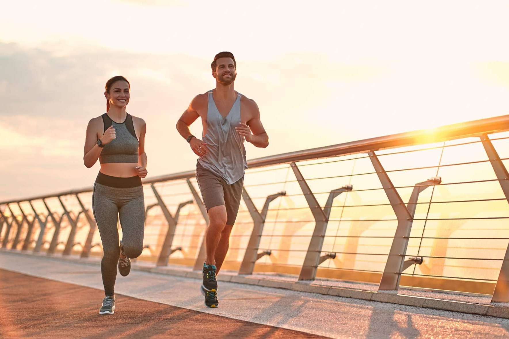 Producto Herbal y sus batidos y snacks para consumir proteínas de manera saludable