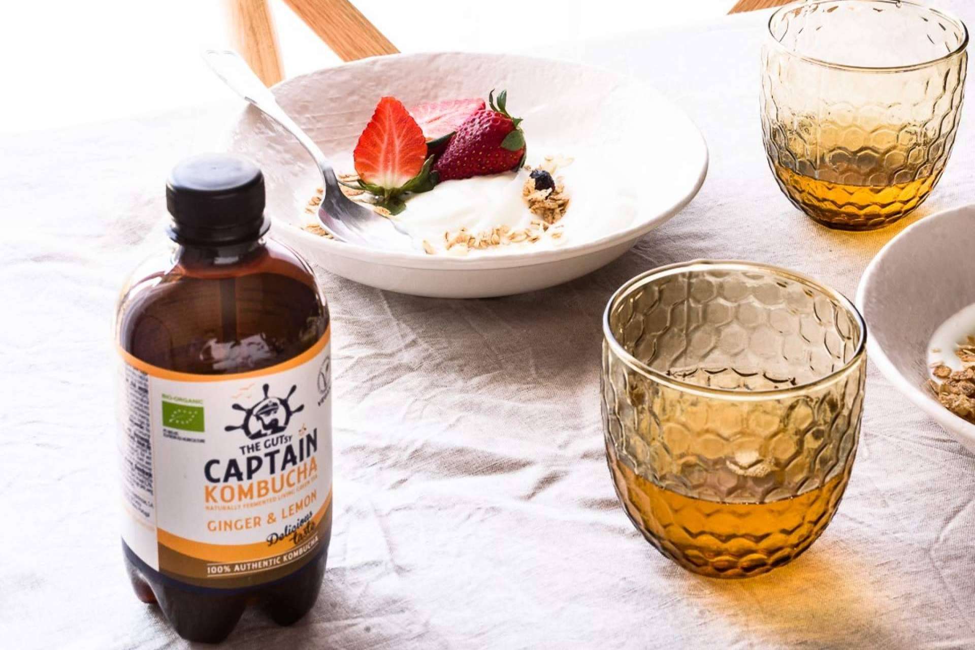 ¿Cuáles son los beneficios de beber Kombucha regularmente?, por GUTsy Captain