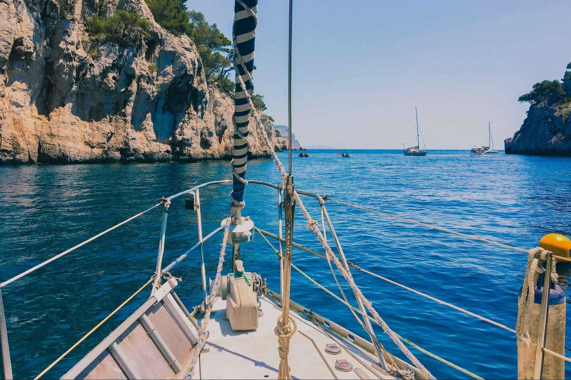 Planetazur ofrece paseos en lancha, velero y catamarán privados en la Riviera Francesa