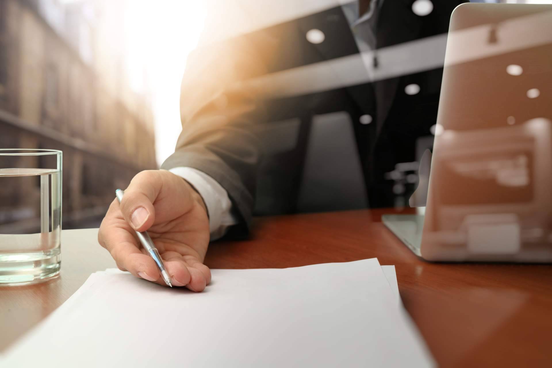 ¿Cuáles son los requisitos para solicitar arraigo para la formación?, por Banchio Abogado